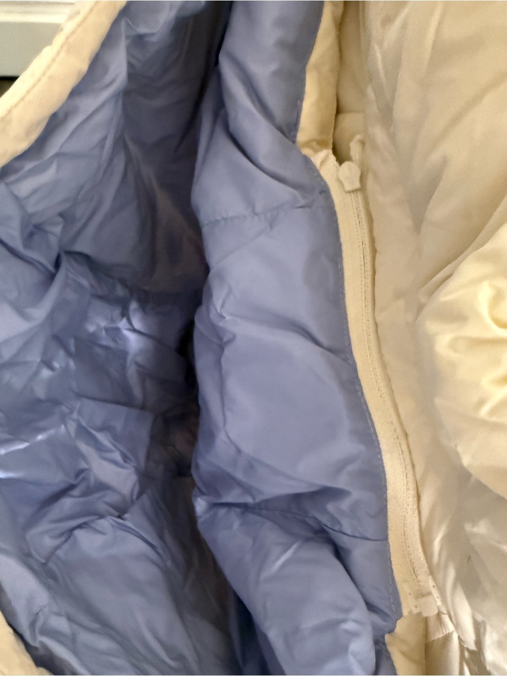Marine Layer x Lost & Found Puffer Jacket - Picture 8 of 8